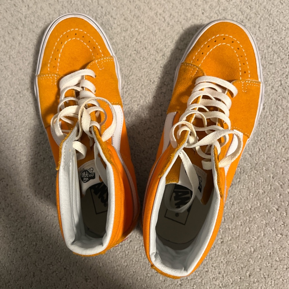 orange vans!